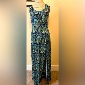 Leota floor length sleeveless dress size L NWOT